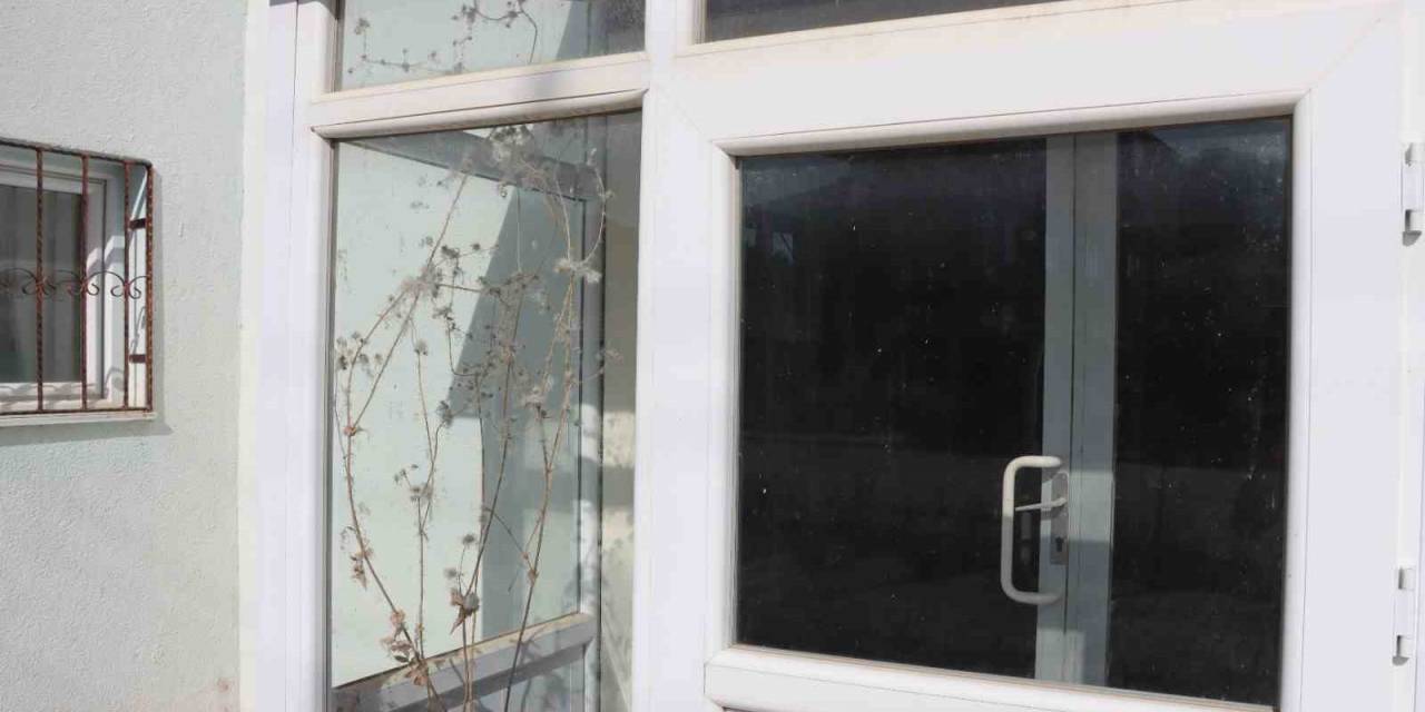 Kaman İlçesindeki Atatürk Bilgi Evi Bakımsızlığı İle Şehirde Gündem Oldu