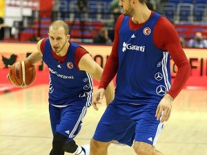Milliler, İtalya Maçı Hazırlıklarını Tamamladı