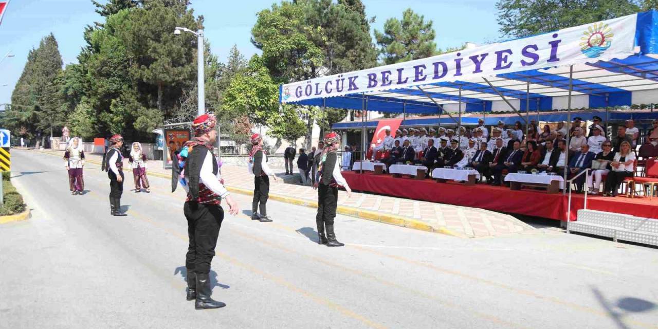 Gölcük’te Zafer Bayramı Halk Oyunları Ve Bando Gösterileriyle Kutlandı