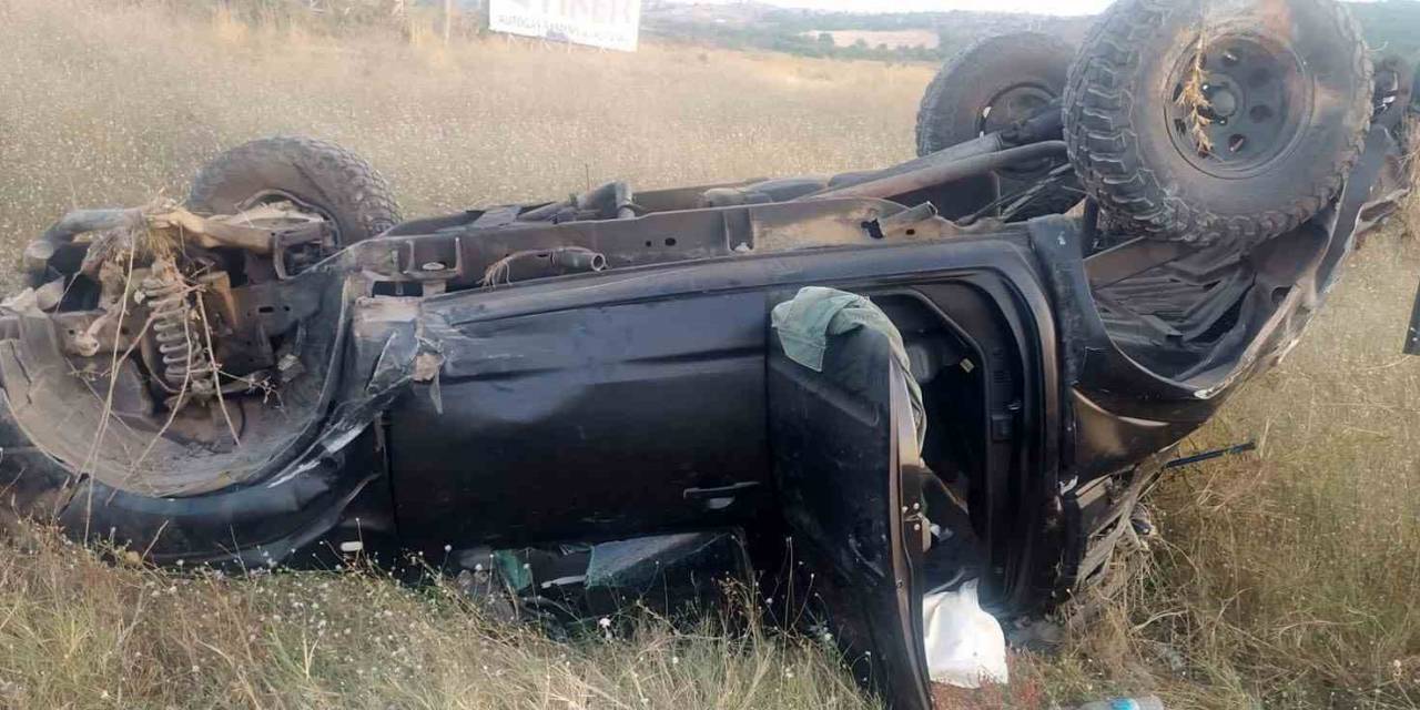 Keşan’da Takla Atan Kamyonetin Sürücüsü Yaralandı