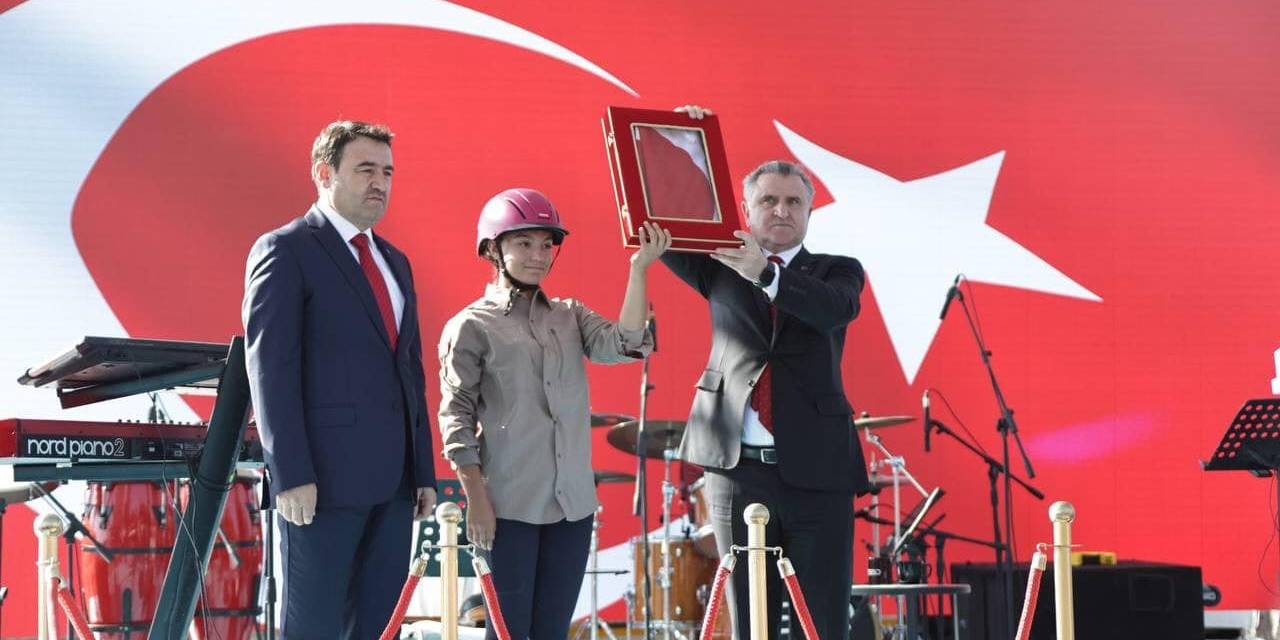 Bakan Osman Aşkın Bak: "Dik Duruşumuzdan Taviz Vermeden Kutlu Yürüyüşümüze Devam Edeceğiz"