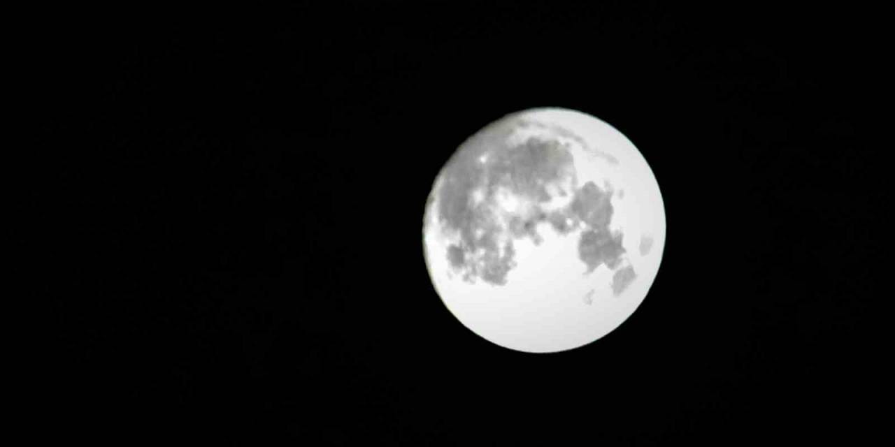 ‘Süper Ay’ Çankırı’da Geceyi Aydınlattı