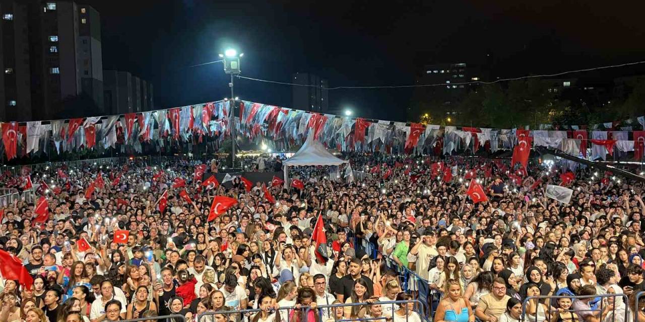 Beylikdüzü’nde 10. Barış Ve Sevgi Buluşmaları "Zafer Yürüyüşü" İle Başladı