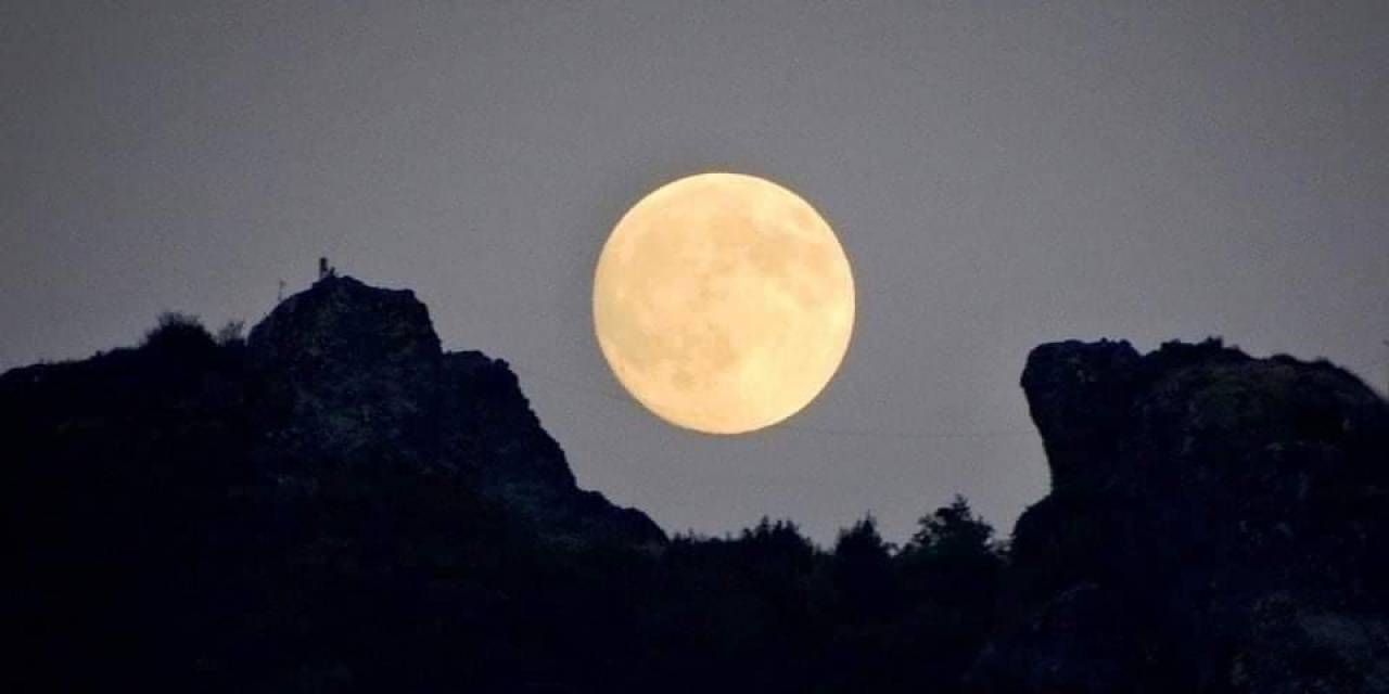 Süper Mavi Ay, Giresun’da Kartpostallık Görüntüler Oluşturdu