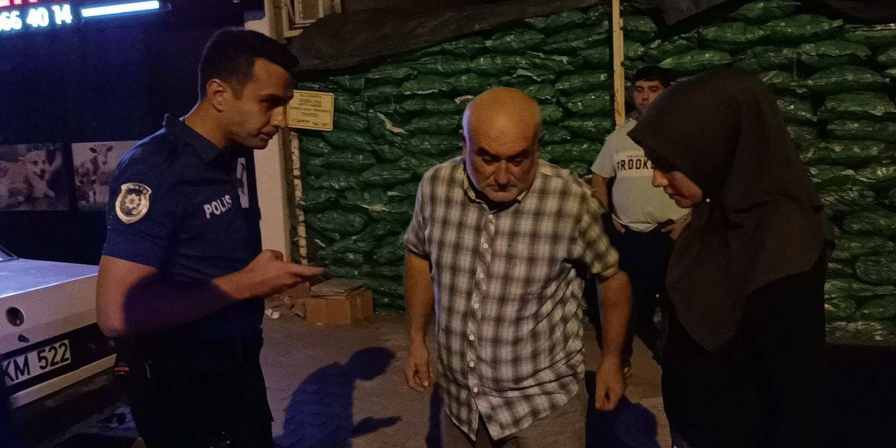 19 Yaşındaki Genç Babasını Bıçakladı