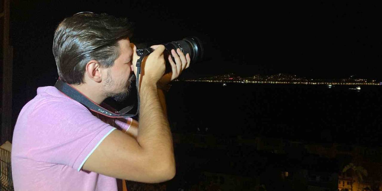 İzmir’de “Mavi Ay” Seyirlik Manzara Oluşturdu