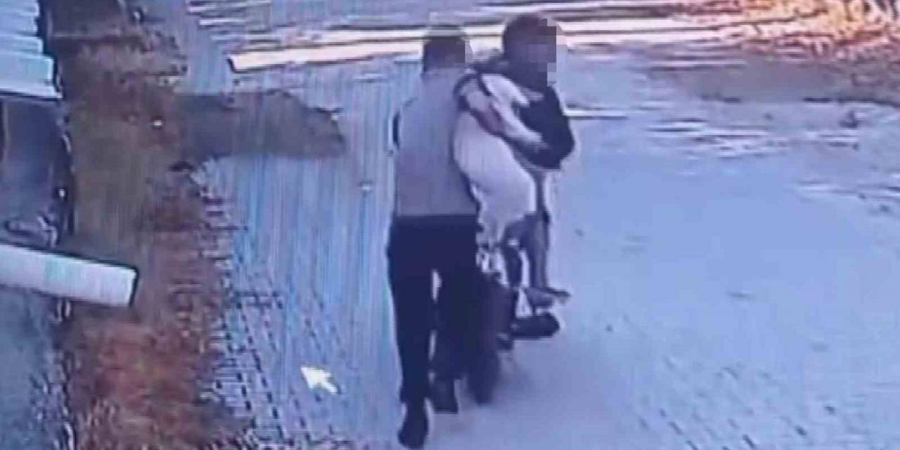 "Çıtır" İçin Göz Yaşlarına Boğulmuştu, Acemi Hırsızların Çaldığı Köpeği Jandarma Geri Getirdi