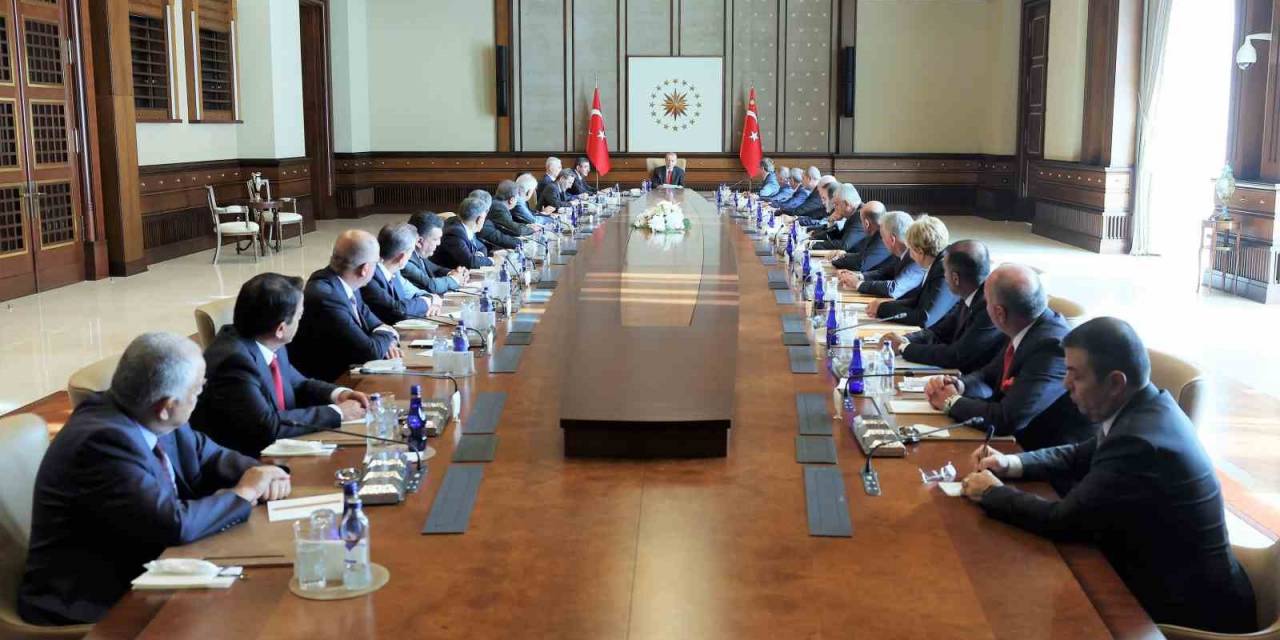 Özakalın’dan Cumhurbaşkanı Erdoğan’a Erzurum Sunumu