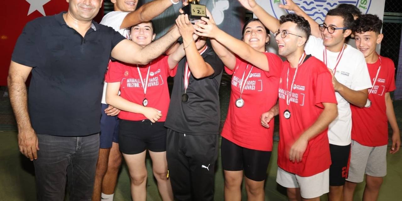 Toroslar Belediyesinin Zafer Kupası’nda Dostluk Kazandı