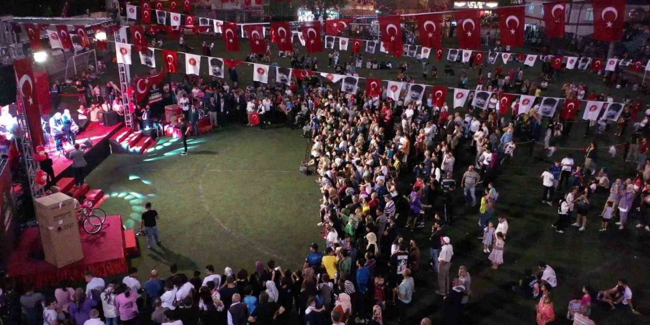 Keçiören’de 30 Ağustos Zafer Bayramı Konserle Kutlandı