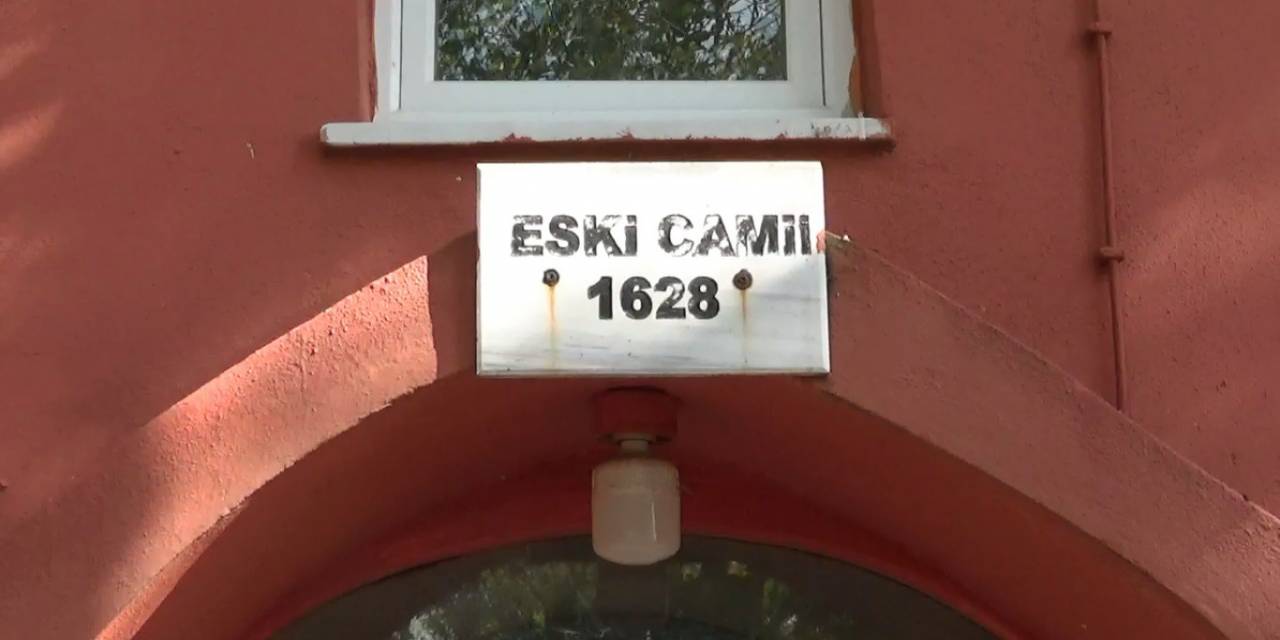 Muratlı İlçesinin Tek Tarihi Camisi 395 Yıldır Ayakta