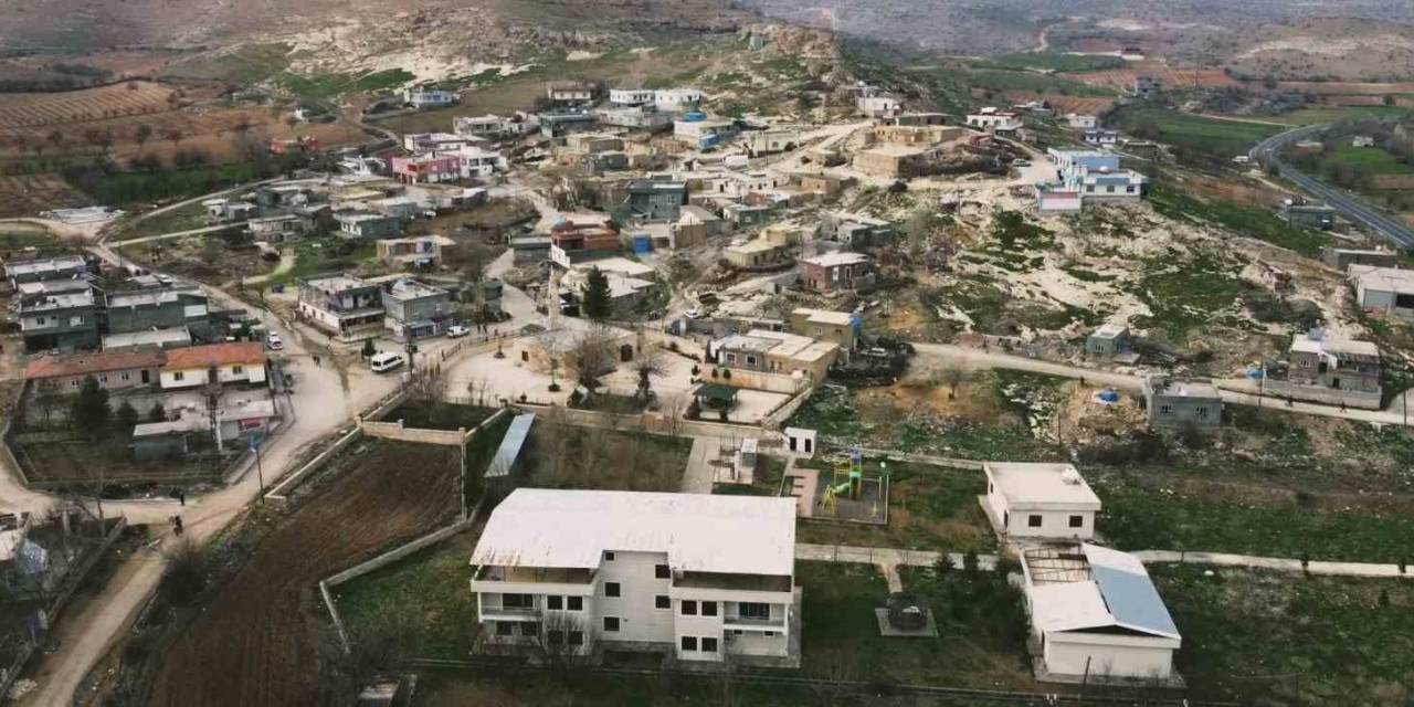 Evinin Balkonunda Saldırıya Uğrayan Vatandaş Hayatını Kaybetti