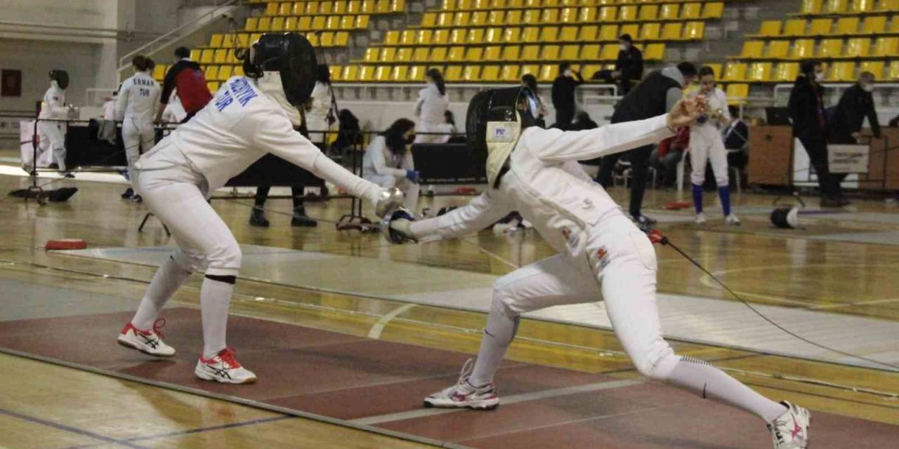 Eskrim Türkiye Şampiyonası Yarın Ankara’da Başlayacak