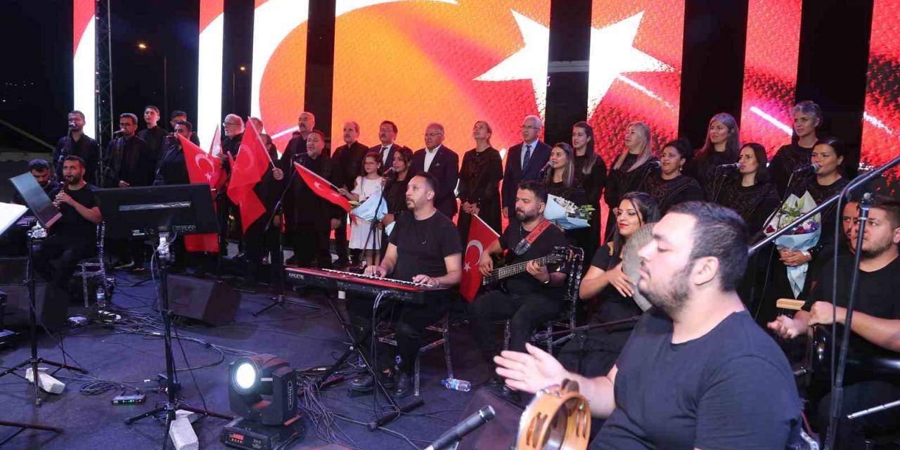 Talas’ta Bambaşka Zafer Bayramı Coşkusu