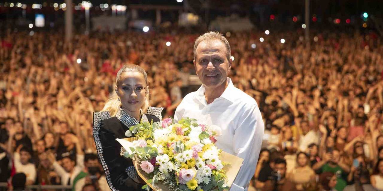 Mersin’de 30 Ağustos Coşkusu