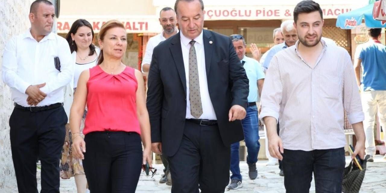 Akay Ve Köse Tarihi Çarşı Esnaflarının Sorunlarını Dinledi