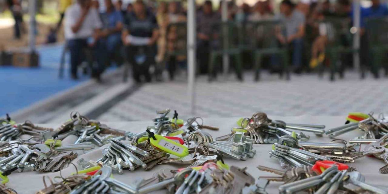 Meram Kooperatifleri Ev Sahibi Yapmaya Devam Ediyor