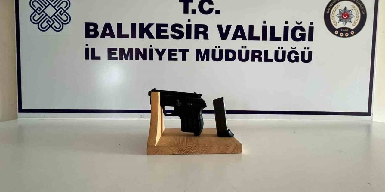 Balıkesir’de Aranan 8 Şahıs Yakalandı