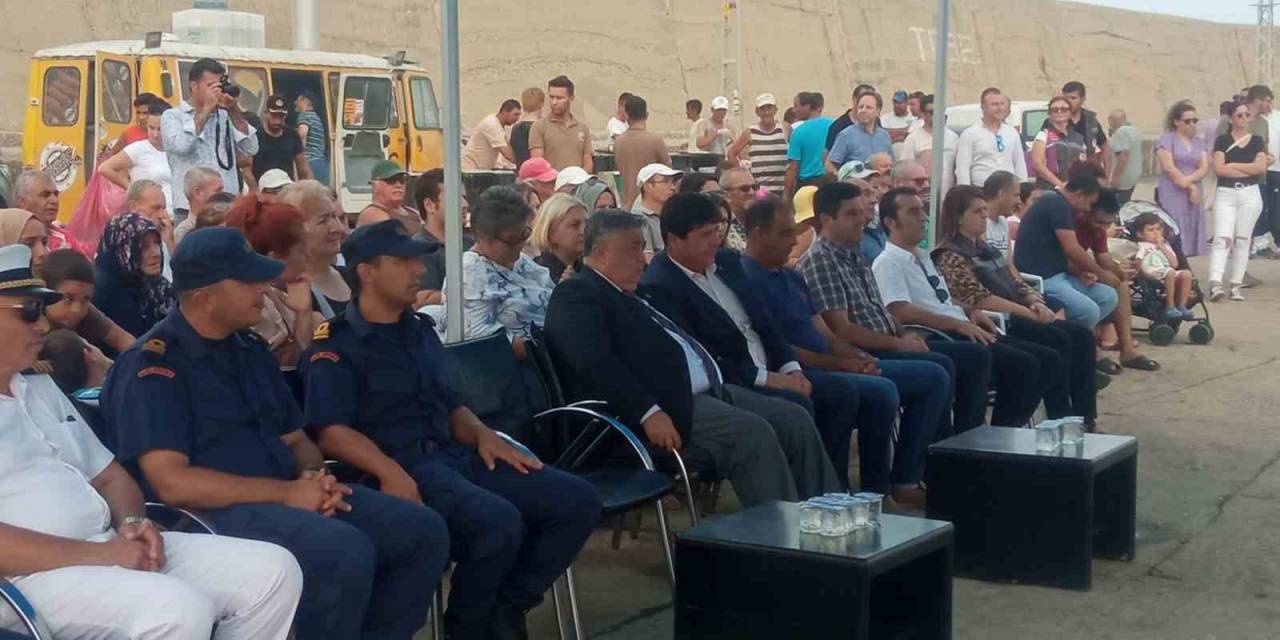 Balık Sezonunun Açılışı Bedava Balık Ekmek İle Kutlandı