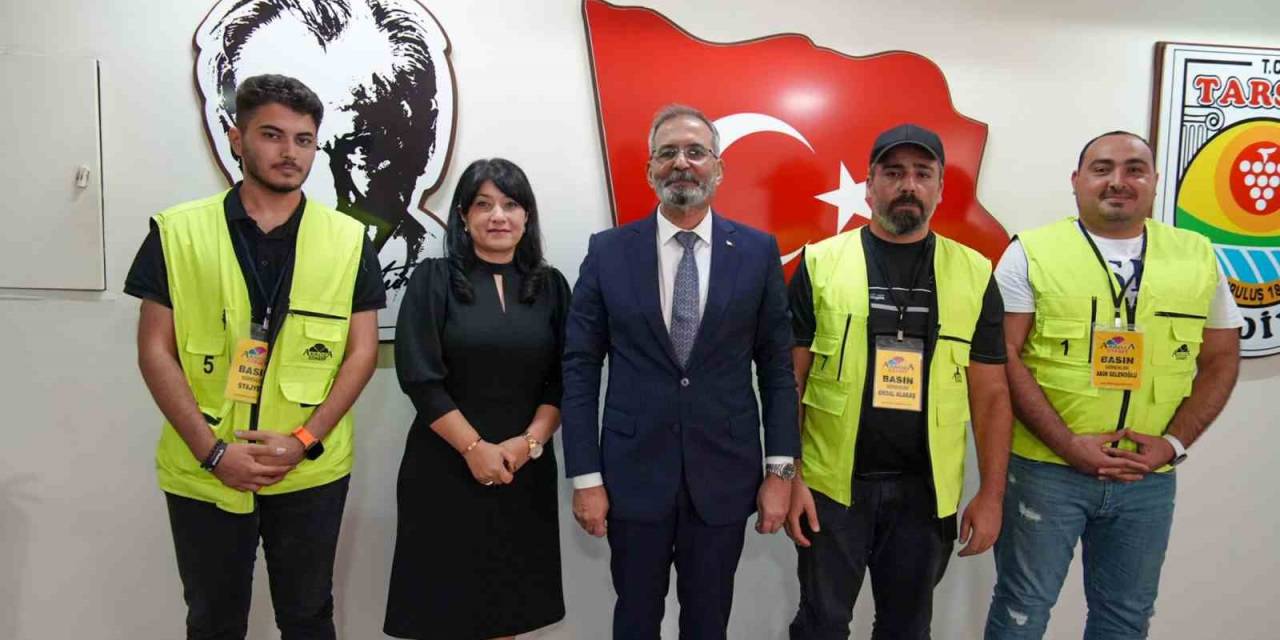 Başkan Bozdoğan: "Tarsus’un Hak Ettiklerini Alması İçin Çalışıyorum"