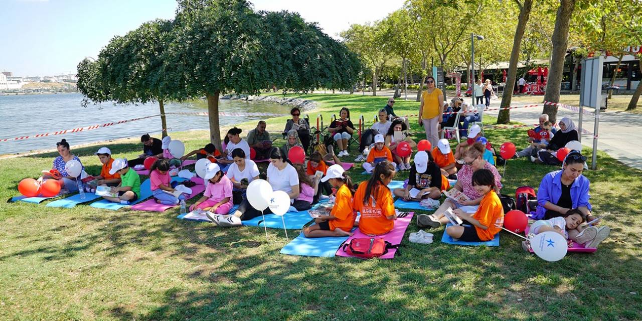 Küçükçekmeceli Çocuklar, Zafer Haftası Etkinliklerinde Bir Araya Geldi