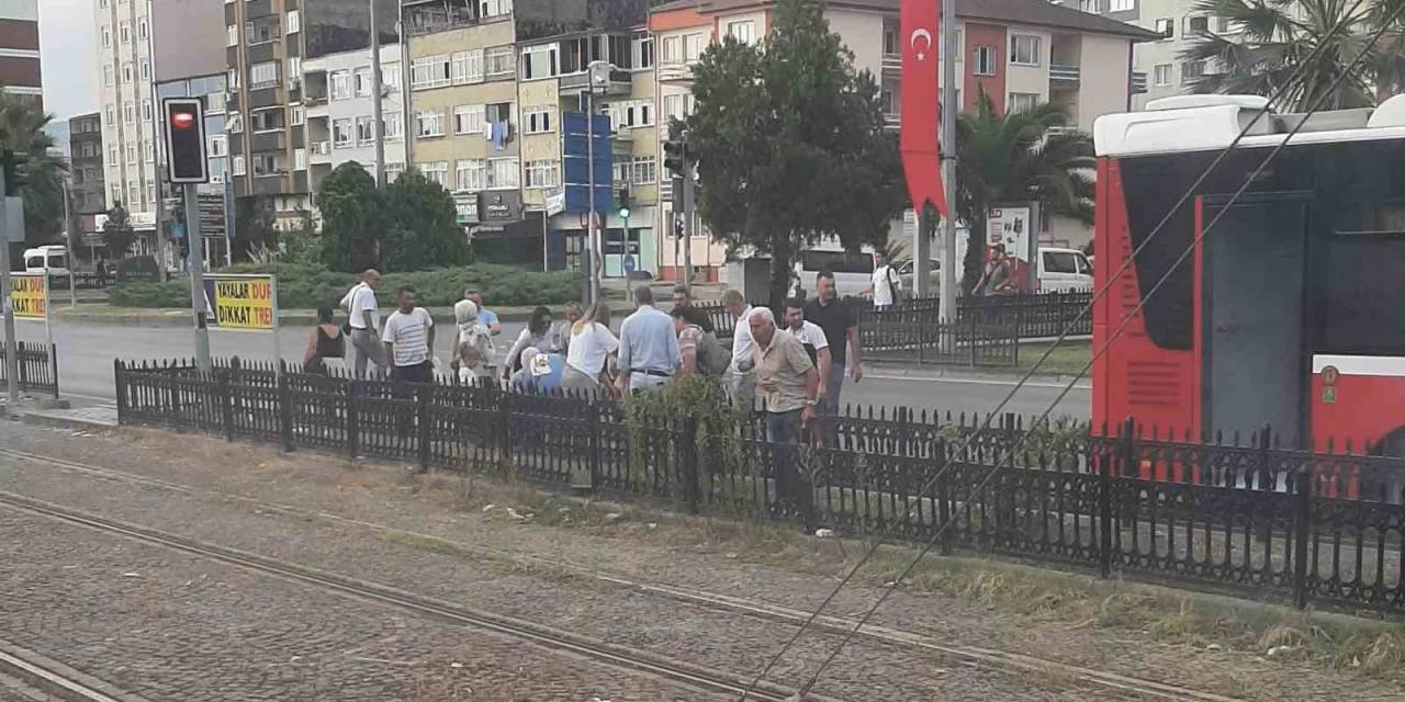 Samsun’da Seyir Halindeki Otobüsün Yangın Tüpü Patladı