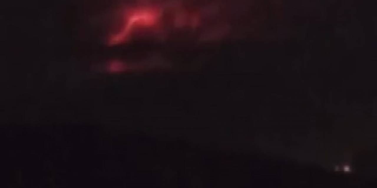 Kocaeli’de Elektrik Fırtınası Geceyi Aydınlattı