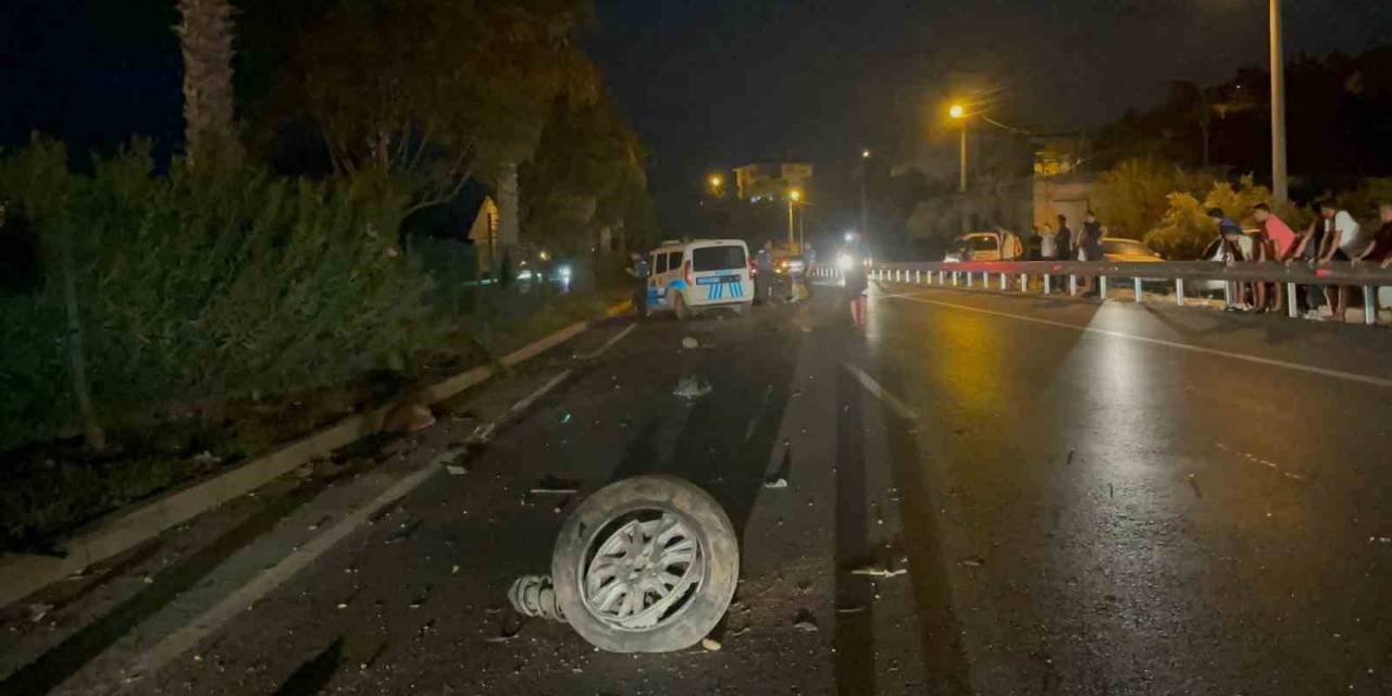 Kaza Yapan Sürücü Aracı Bırakıp Kaçtı