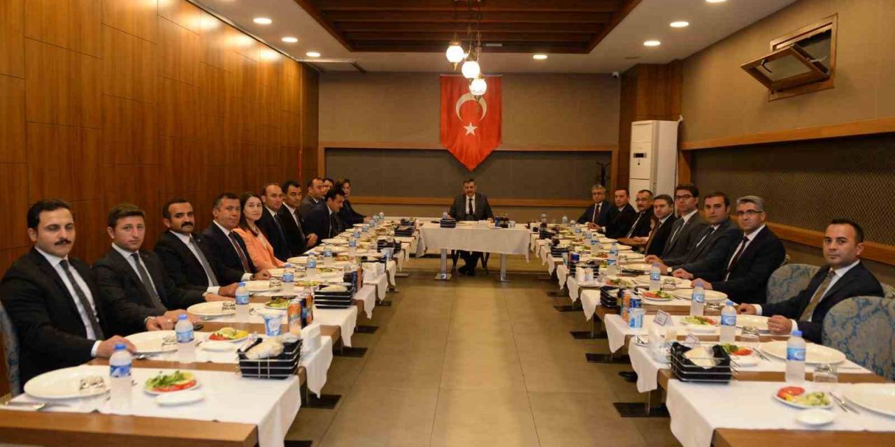 Vali Çiftçi’den Kaymakamlara Veda