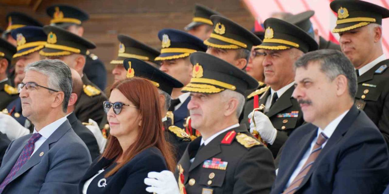 Tümgeneral Tevfik Algan  Görevine Başladı