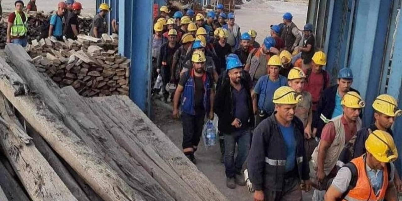 Doruk Madencilik İşçileri Kendilerini Yeraltına Kapattı