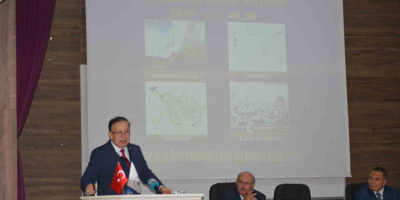 Mavi Vatan Meşalesi Ayvalık’ta Yakıldı