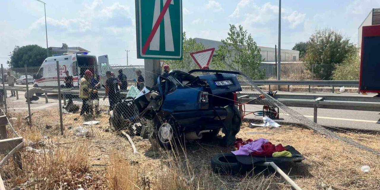Yoldan Çıkan Araç Kaza Yaptı: 1 Ölü