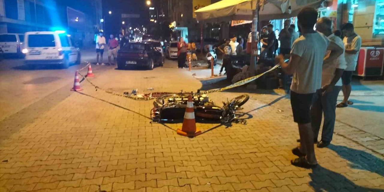 Osmaniye’de Motosiklet İle Otomobil Çarpıştı: 1 Kişi Hayatını Kaybetti