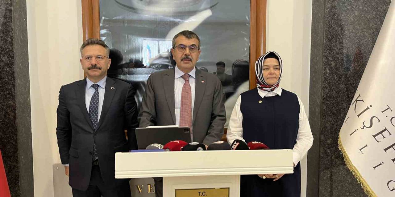 Milli Eğitim Bakanı Tekin: “Yerel Yöneticilerin Tamamından Arsa Konusunda Destek Bekliyoruz”