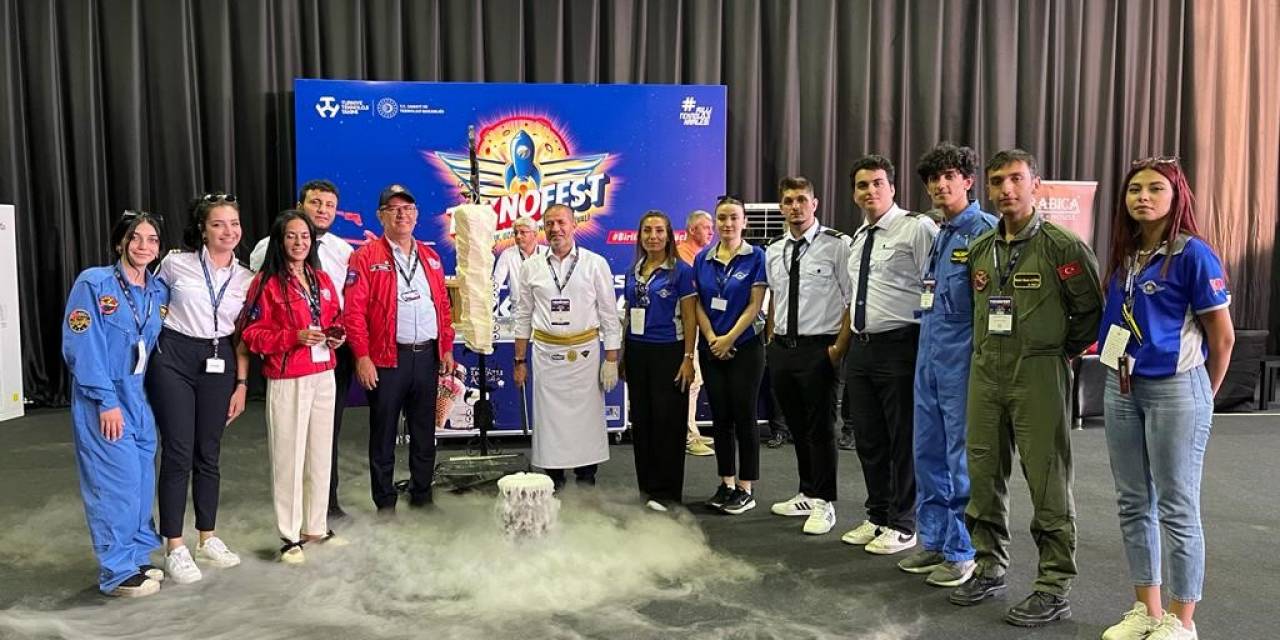 Alpedo Dondurma Teknofest’te Dondurma Dağıttı