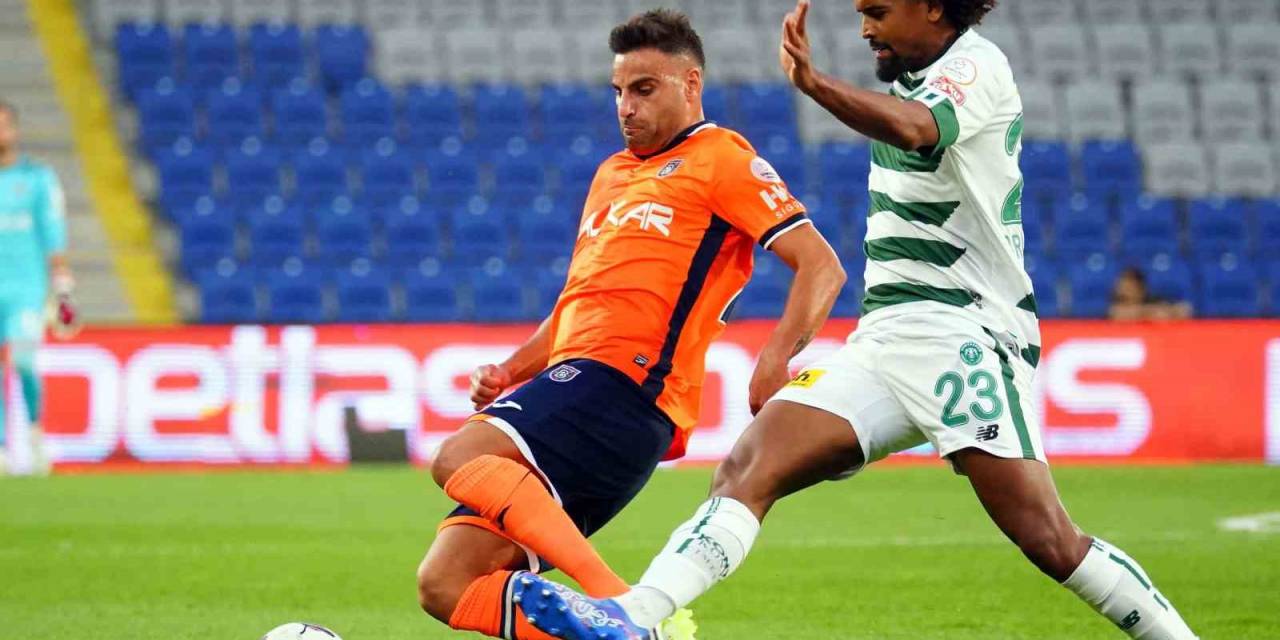 Trendyol Süper Lig: Rams Başakşehir: 0 - Konyaspor: 0 (İlk Yarı)