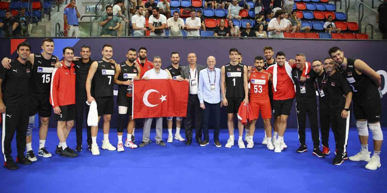 Filenin Efeleri, Cev Avrupa Voleybol Şampiyonası’nda İlk Galibiyetini Aldı