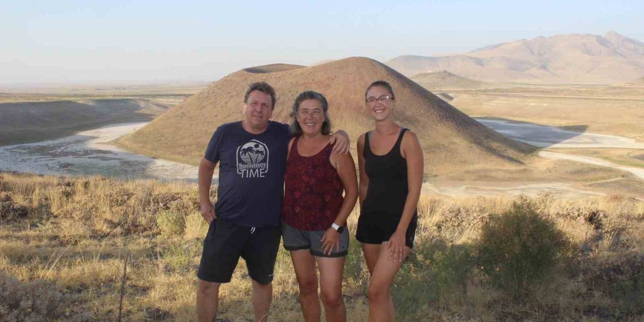 Alman Turist Aile, Meke Gölü’nde