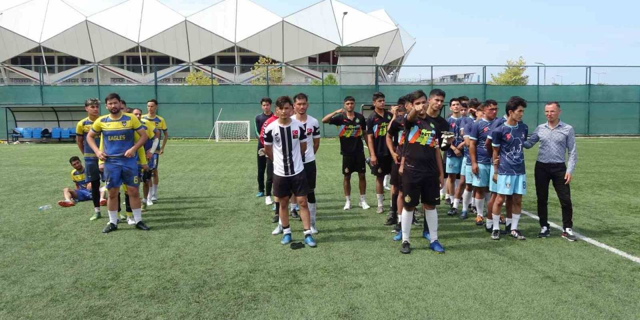 Göçmenlerin Futbol Turnuvası Sona Erdi
