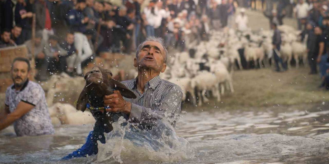 Burdur’un 750 Yıllık Yörük Geleneği “Yünüm Böğet” Renkli Görüntülere Sahne Oldu