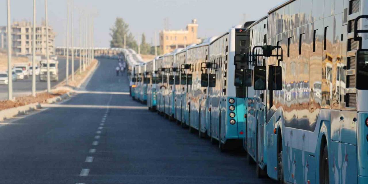 Şehir Merkezinde 750 Araçla Gövde Gösterisi