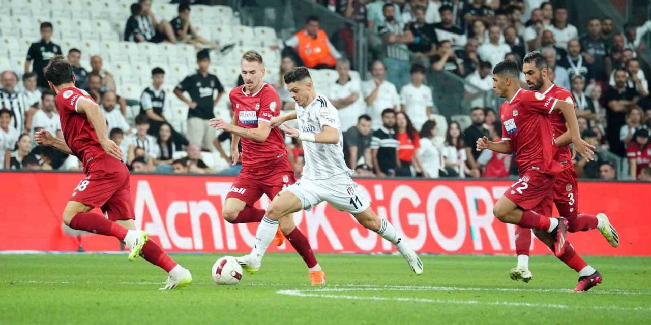 Trendyol Süper Lig: Beşiktaş: 2 - Sivasspor: 0 (Maç Sonucu)