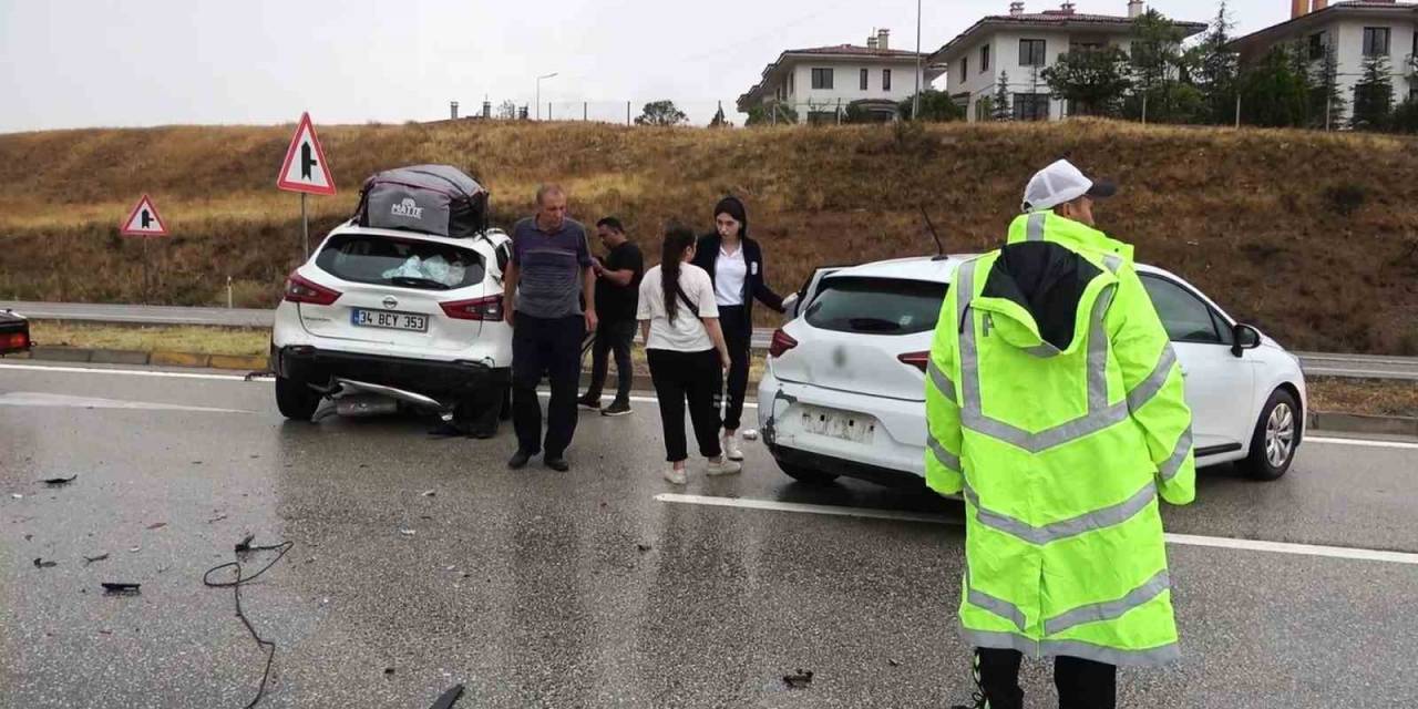 Kırıkkale’de Yağmur Kazaları Da Beraberinde Getirdi: 17 Yaralı