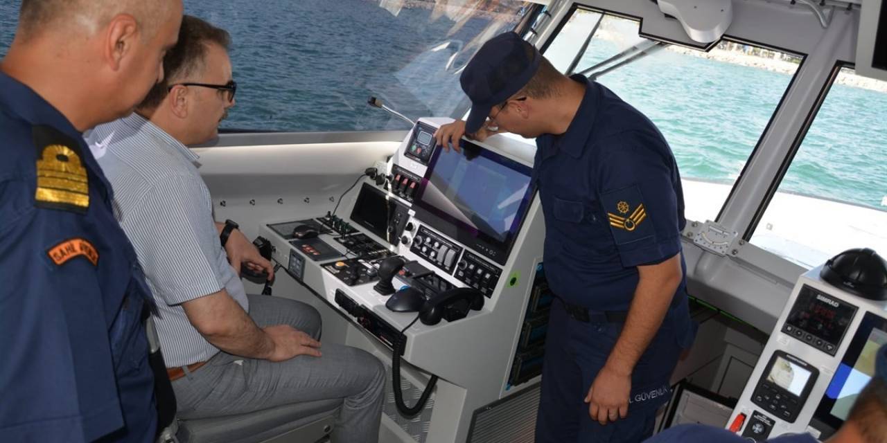 Kaymakam Odabaş’tan Sahil Güvenlik Akçay Kolluk Destek Tim Komutanlığına Ziyaret