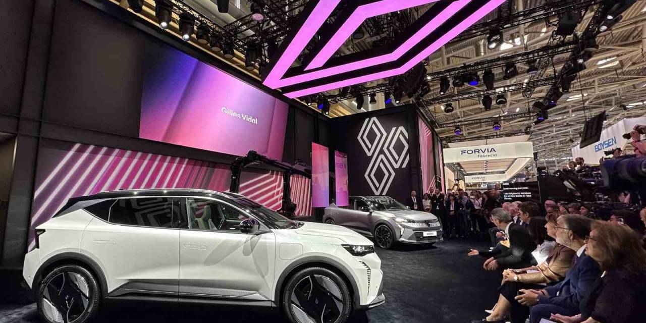 Renault Münih Iaa Mobility 2023’te Yeni Modelleriyle Yer Aldı