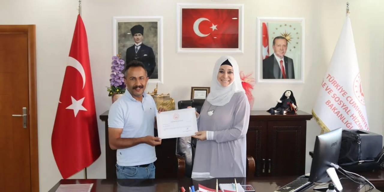 Ağrı’da Deprem Bölgesinde Görev Yapan Personele Teşekkür Belgesi