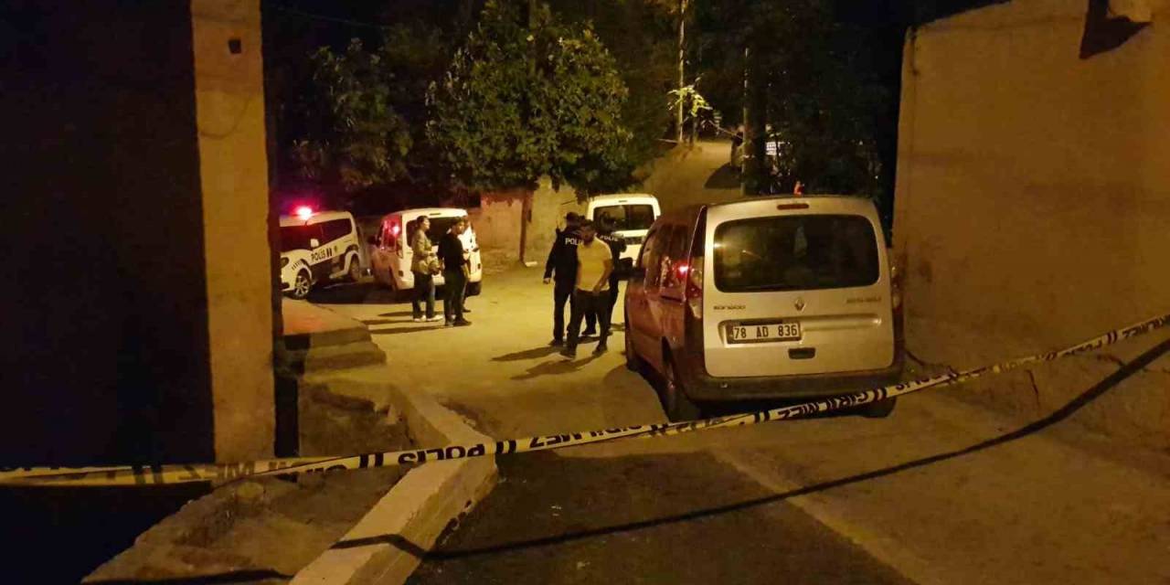 Eşini Ve Kayınvalidesini Öldüren Zanlı 4 Saat Sonra Yaşamına Son Verdi