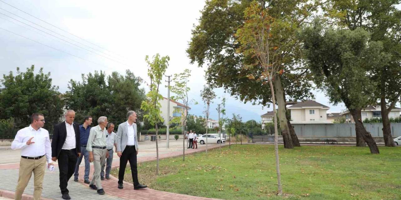 İnegöl Belediyesi Çevre Düzenlemeleriyle Şehri Güzelleştiriyor