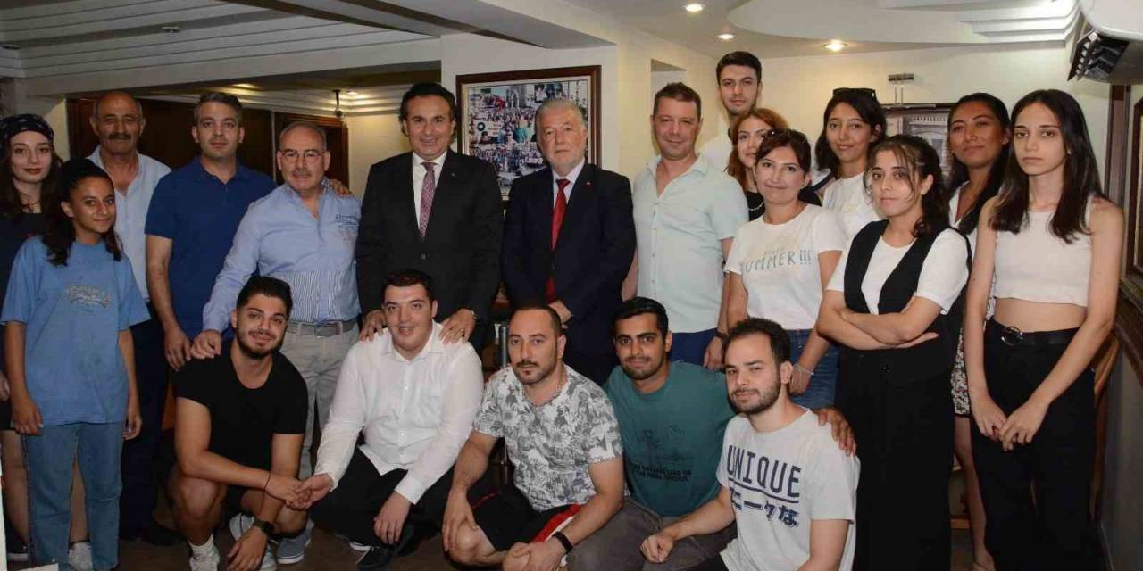 İzmir’de Yeni Nesil Kahveciler Yetişiyor